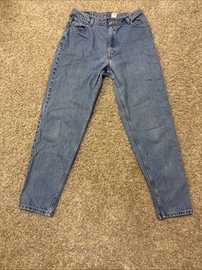 Vintage Levi’s 550 Relaxed Fit Light Wash USA Style